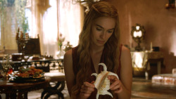 extant_GameOfThrones_3x10-Mhysa_5648