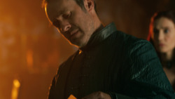 extant_GameOfThrones_3x10-Mhysa_5851