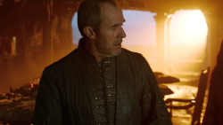 extant_GameOfThrones_3x10-Mhysa_5877
