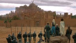 extant_GameOfThrones_3x10-Mhysa_6045