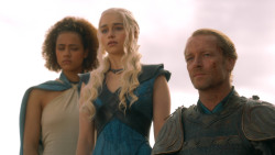 extant_GameOfThrones_3x10-Mhysa_6074
