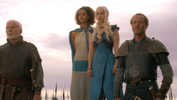extant_GameOfThrones_3x10-Mhysa_6096