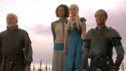 extant_GameOfThrones_3x10-Mhysa_6098
