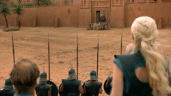 extant_GameOfThrones_3x10-Mhysa_6099