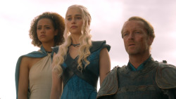 extant_GameOfThrones_3x10-Mhysa_6107