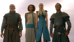 extant_GameOfThrones_3x10-Mhysa_6130