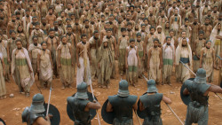 extant_GameOfThrones_3x10-Mhysa_6178