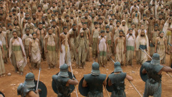 extant_GameOfThrones_3x10-Mhysa_6180