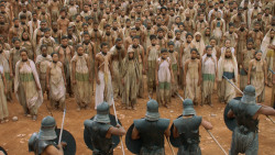 extant_GameOfThrones_3x10-Mhysa_6182