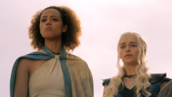 extant_GameOfThrones_3x10-Mhysa_6186