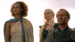 extant_GameOfThrones_3x10-Mhysa_6197