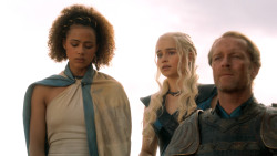 extant_GameOfThrones_3x10-Mhysa_6200