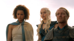 extant_GameOfThrones_3x10-Mhysa_6204