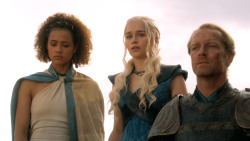 extant_GameOfThrones_3x10-Mhysa_6206