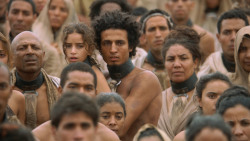 extant_GameOfThrones_3x10-Mhysa_6212