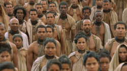 extant_GameOfThrones_3x10-Mhysa_6233