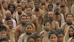 extant_GameOfThrones_3x10-Mhysa_6235