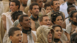 extant_GameOfThrones_3x10-Mhysa_6280