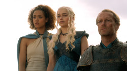 extant_GameOfThrones_3x10-Mhysa_6285