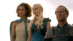 extant_GameOfThrones_3x10-Mhysa_6286
