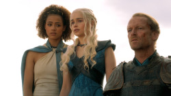 extant_GameOfThrones_3x10-Mhysa_6299
