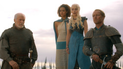 extant_GameOfThrones_3x10-Mhysa_6316