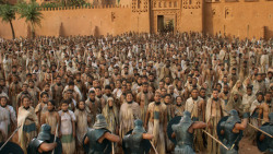 extant_GameOfThrones_3x10-Mhysa_6318