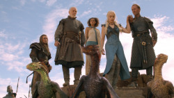 extant_GameOfThrones_3x10-Mhysa_6342
