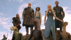 extant_GameOfThrones_3x10-Mhysa_6345