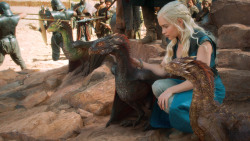 extant_GameOfThrones_3x10-Mhysa_6355