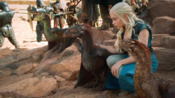 extant_GameOfThrones_3x10-Mhysa_6357