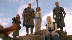extant_GameOfThrones_3x10-Mhysa_6364