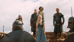 extant_GameOfThrones_3x10-Mhysa_6381