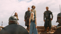 extant_GameOfThrones_3x10-Mhysa_6382