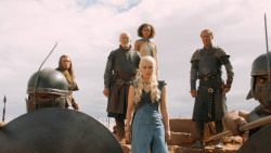 extant_GameOfThrones_3x10-Mhysa_6388