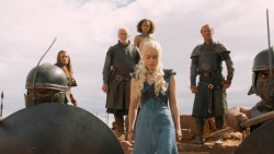 extant_GameOfThrones_3x10-Mhysa_6391