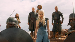 extant_GameOfThrones_3x10-Mhysa_6392
