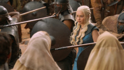 extant_GameOfThrones_3x10-Mhysa_6404