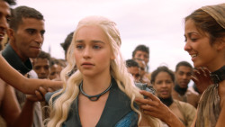 extant_GameOfThrones_3x10-Mhysa_6423