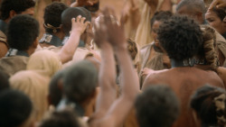 extant_GameOfThrones_3x10-Mhysa_6439