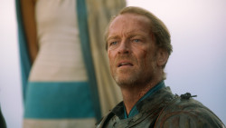 extant_GameOfThrones_3x10-Mhysa_6450