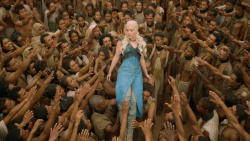 extant_GameOfThrones_3x10-Mhysa_6458
