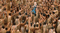 extant_GameOfThrones_3x10-Mhysa_6476