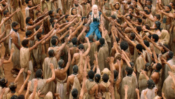 extant_GameOfThrones_3x10-Mhysa_6478