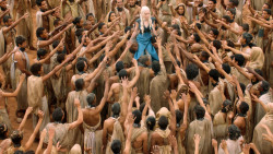 extant_GameOfThrones_3x10-Mhysa_6479