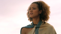 extant_GameOfThrones_3x10-Mhysa_6482