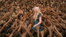 extant_GameOfThrones_3x10-Mhysa_6504