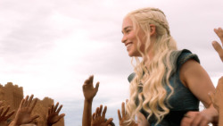 extant_GameOfThrones_3x10-Mhysa_6510