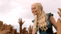 extant_GameOfThrones_3x10-Mhysa_6511