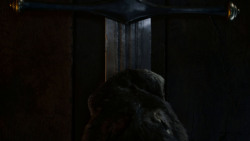 extant_GameOfThrones_4x01-TwoSwords_0038